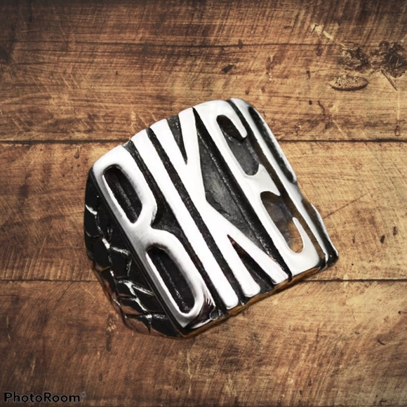 Biker Ring, Silver Stainless Steel - Picture 4 of 7